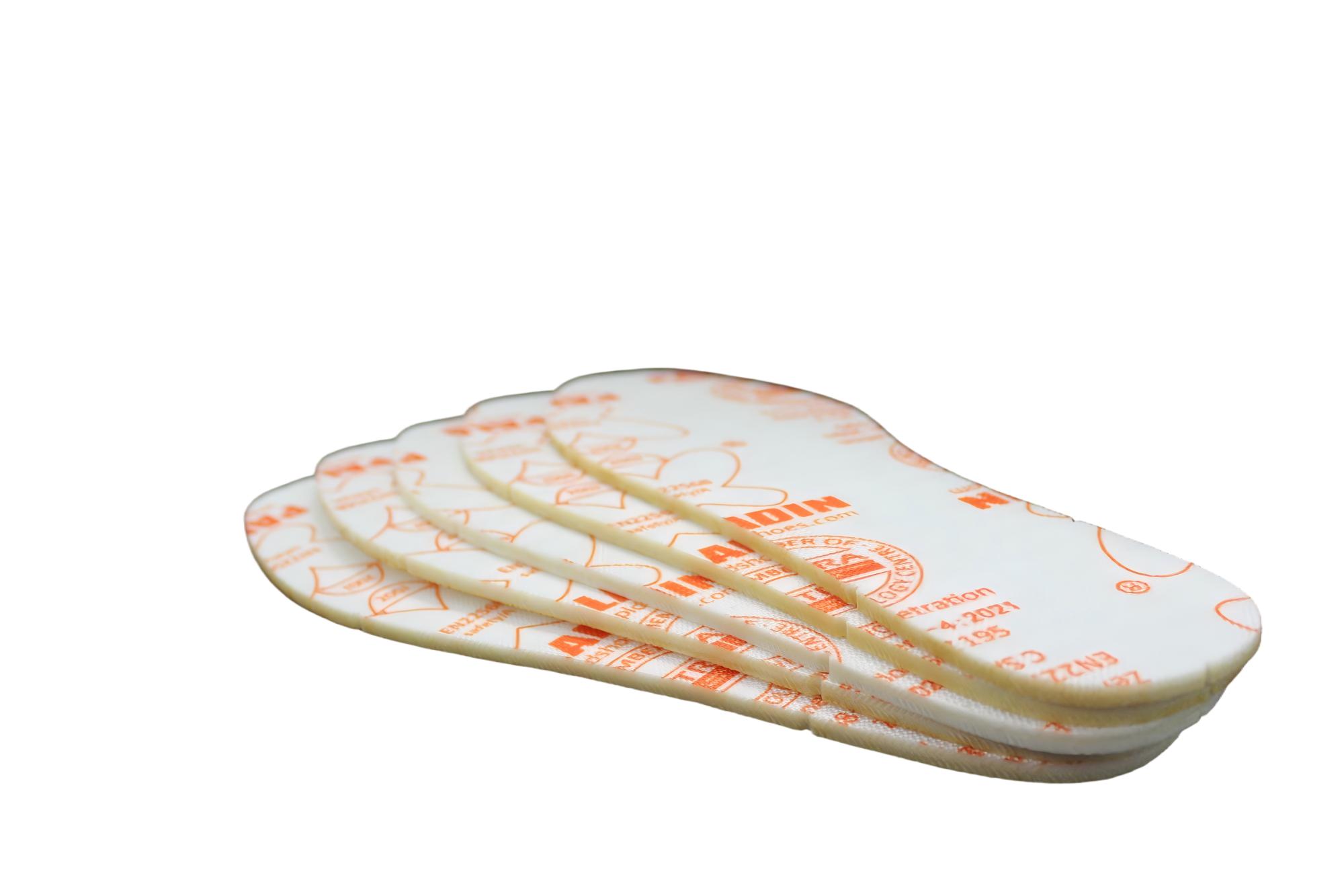 Sisipan penetrasi/tusukan tahan