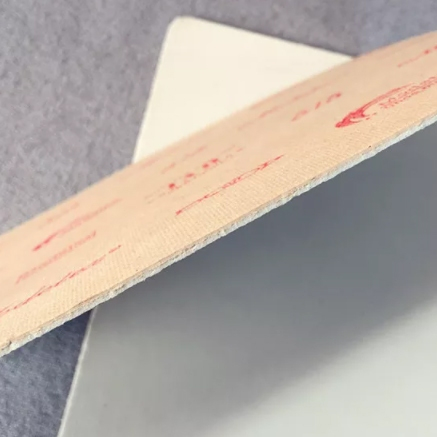 Papan kertas dengan EVA